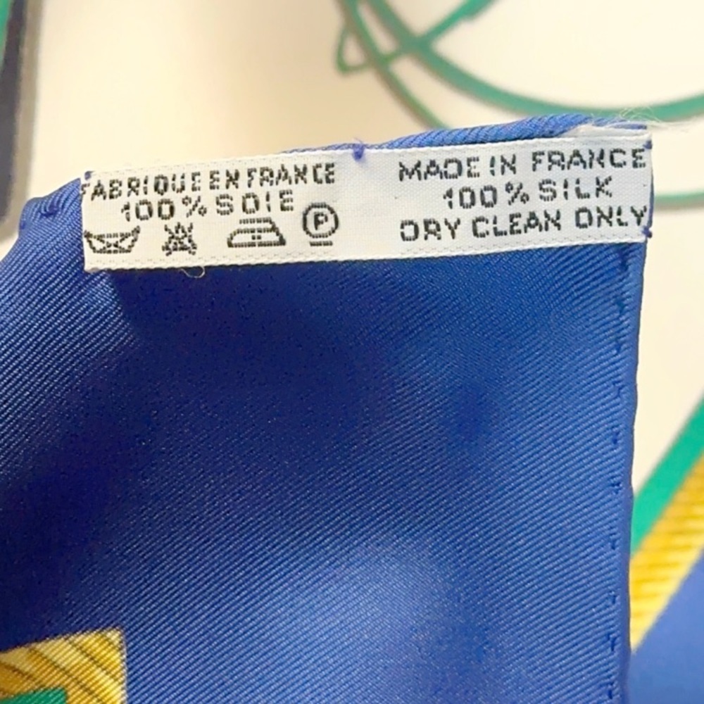 Hermès Silk Scarf –“La Térée” by Françoise de la Perrière | Paper Bag included - Picture 8 of 13
